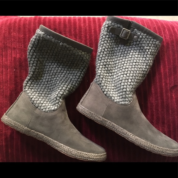 Ugg Lyza Knit Boots in Charcoal Grey, Size 8 - NEW - Picture 2 of 6
